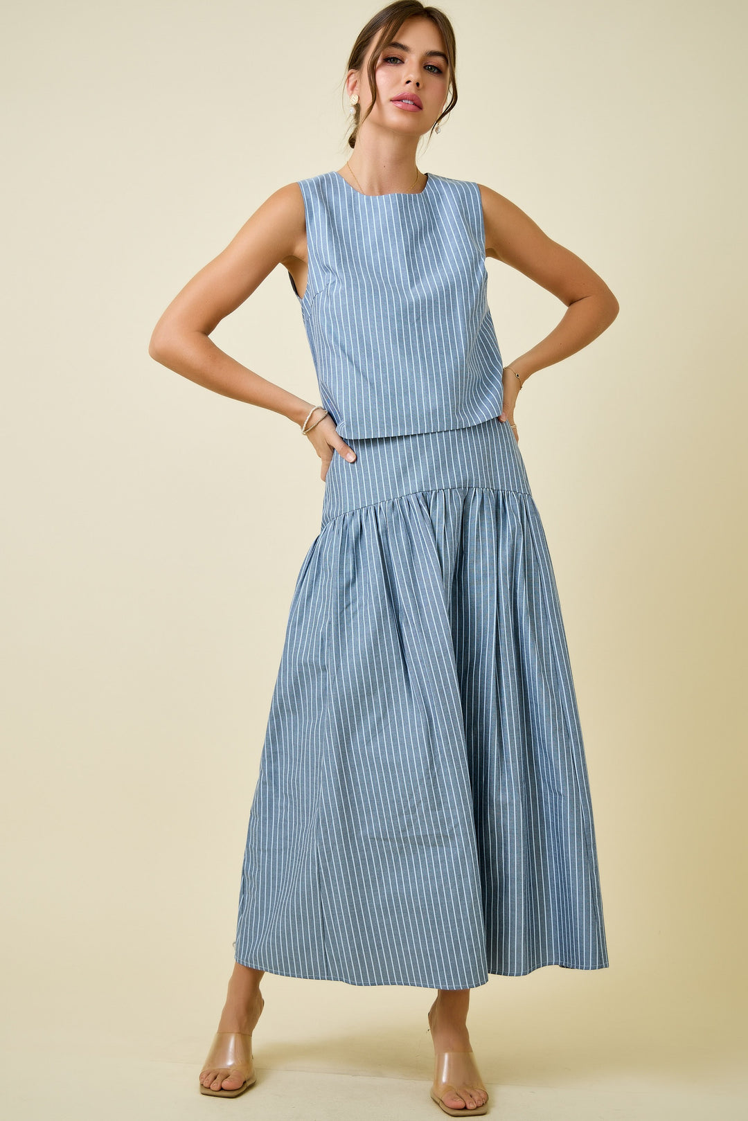 Sleeveless Stripe Scoop Neck Straight Fit Top