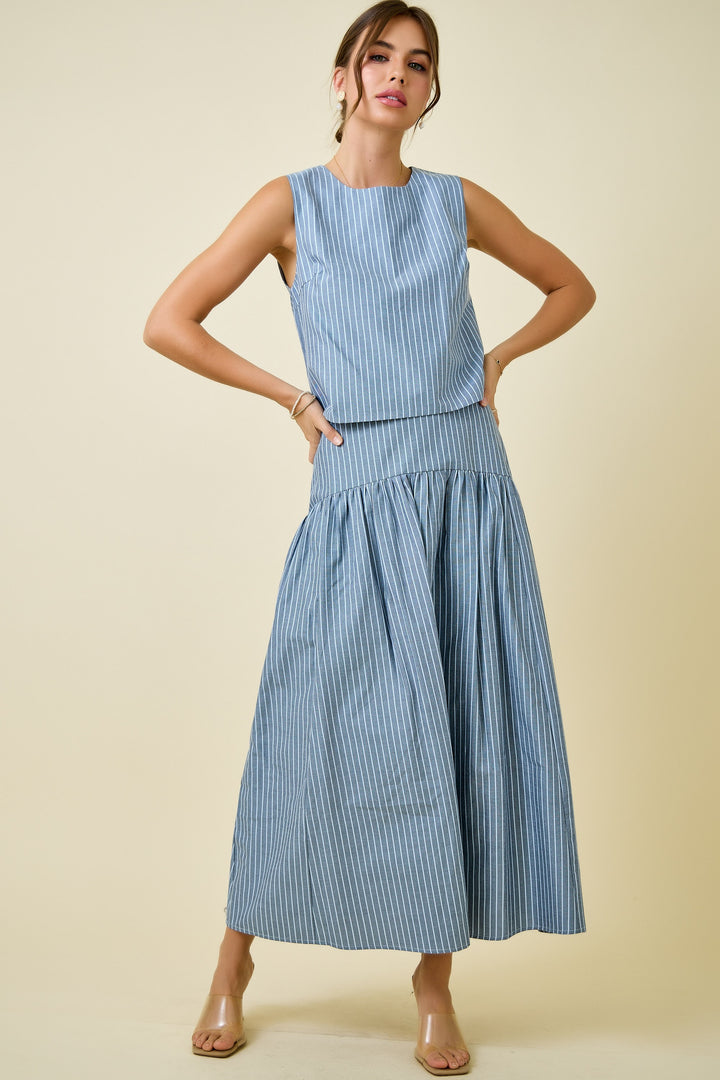 Sleeveless Stripe Scoop Neck Straight Fit Top