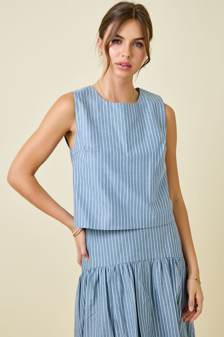 Sleeveless Stripe Scoop Neck Straight Fit Top
