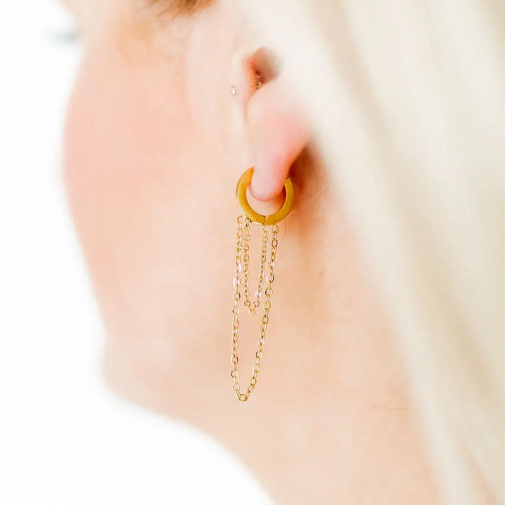 Huggie Earrings - Gwen Gold